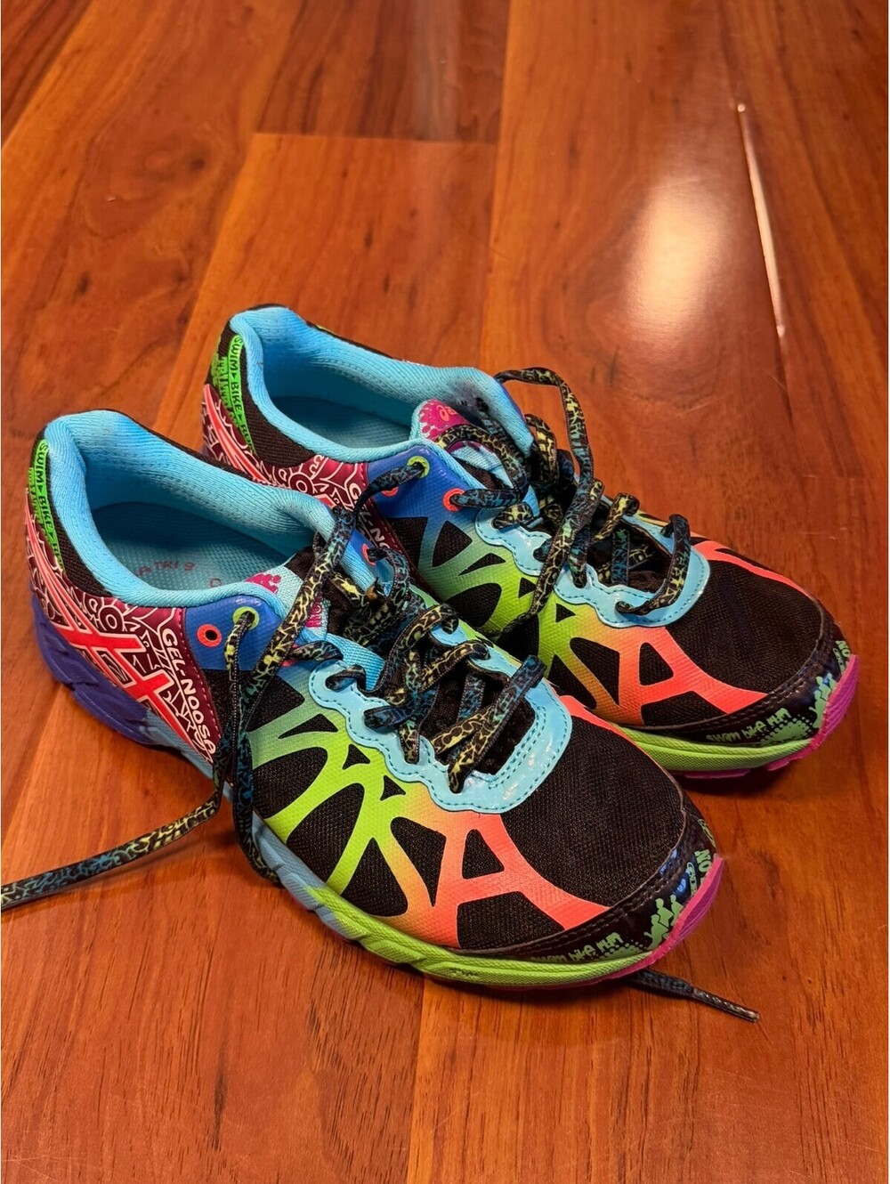 Asics Women's US 7.5 Gel Noosa Tri 9 Swim Bike Running Triathlon Shoes Colorful